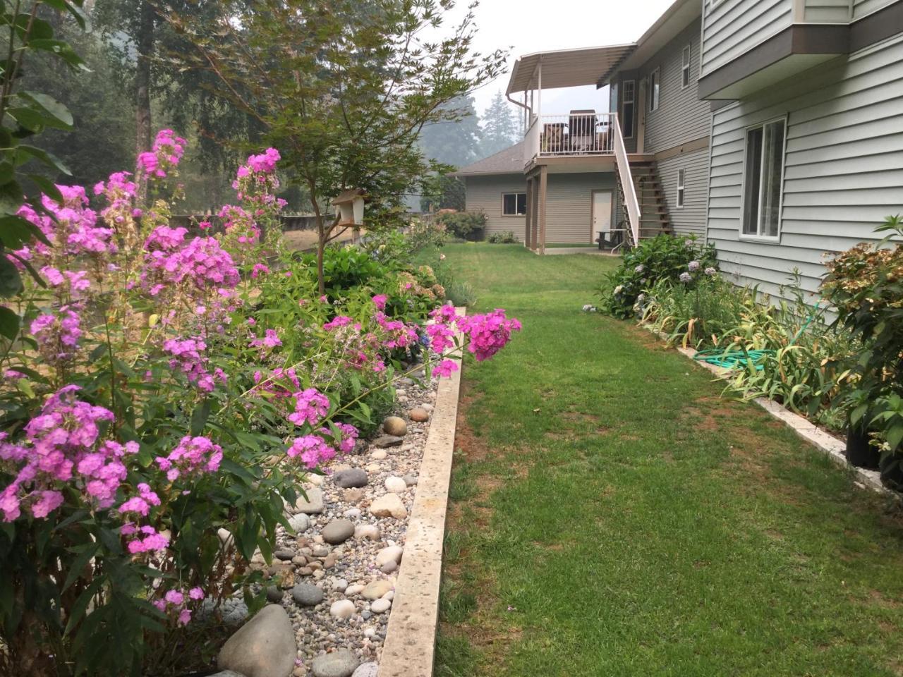 Bed & Breakfast Springs Eternal 4*